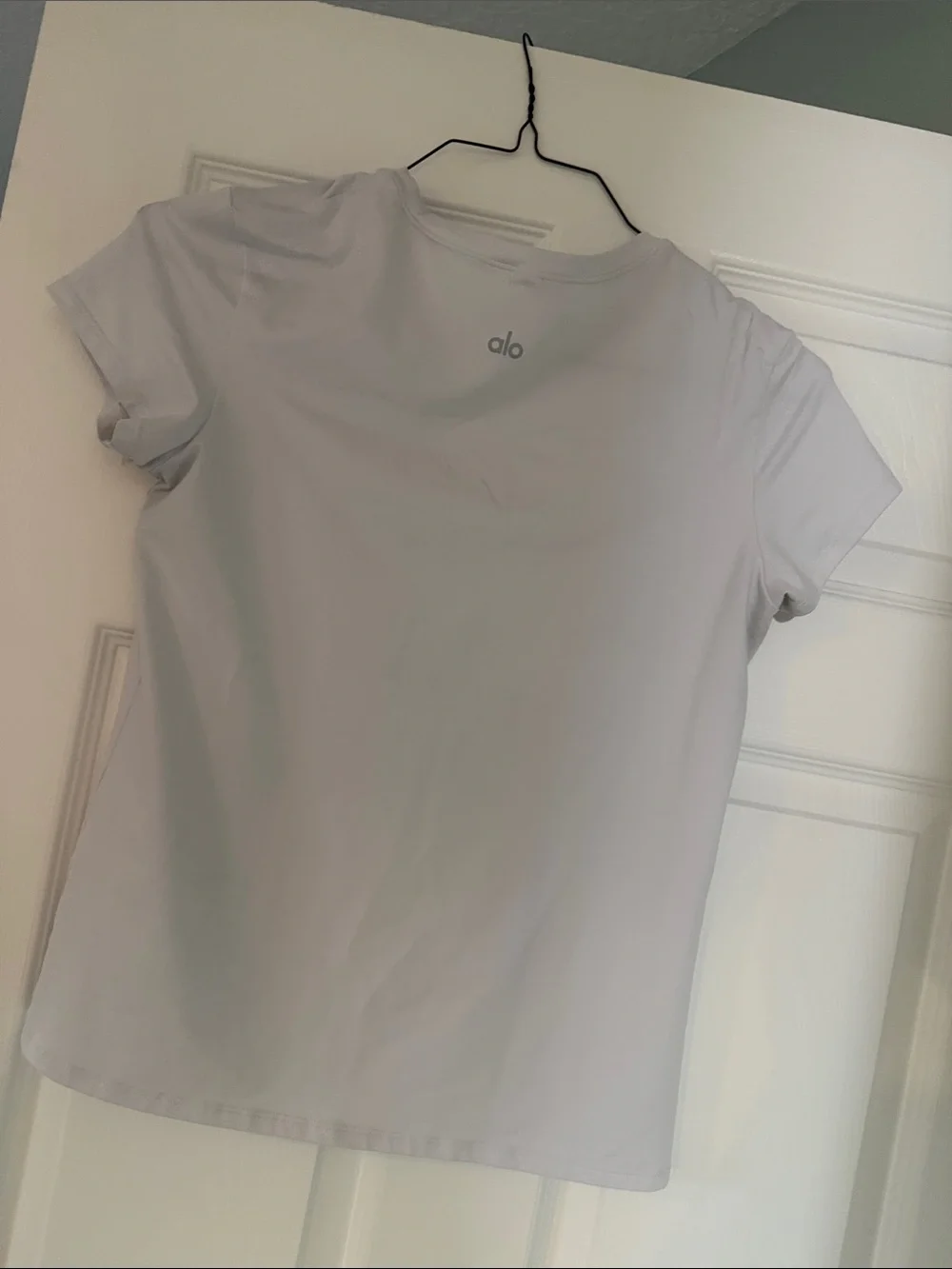 [alo] Alosoft Finesse Tee - White and Black